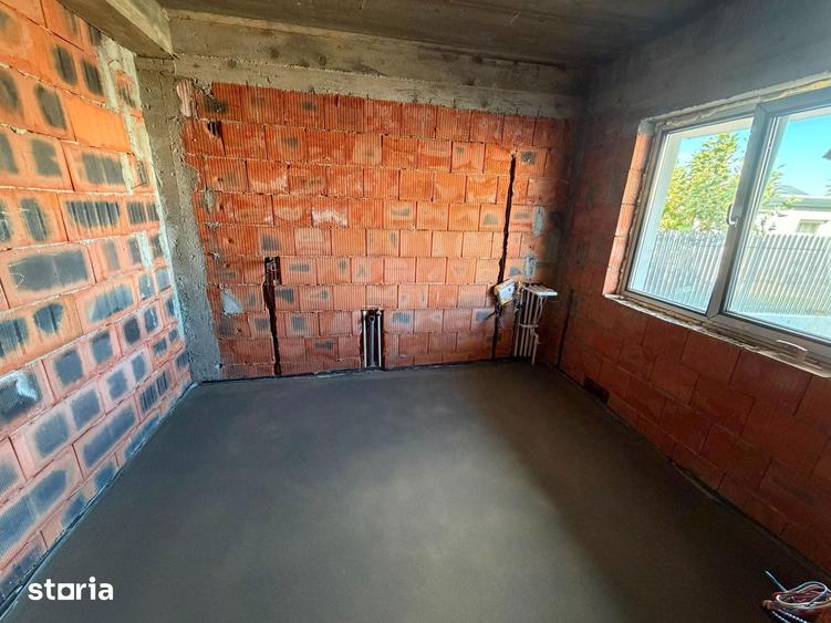 Casă cu 4 camere cu Teren 225 Mp în Cornetu