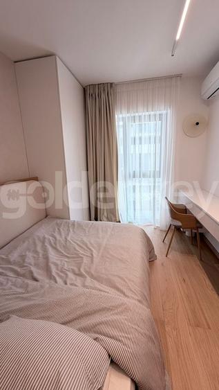 Apartament cu 3 camere decomandat, mobilat în Barbu Văcărescu