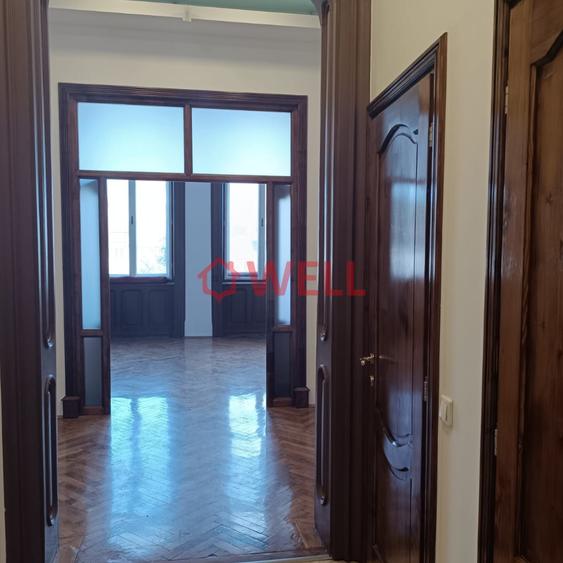 Apartament cu 2 camere decomandat în Ultracentral