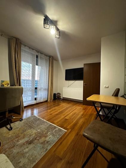 Apartament cu 2 camere decomandat în Păcii
