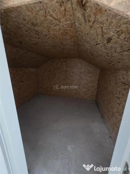 Casă cu 5 camere cu Teren 85 Mp în Central