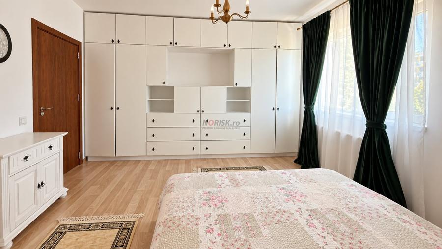 Apartament cu 3 camere decomandat, mobilat în Ozana