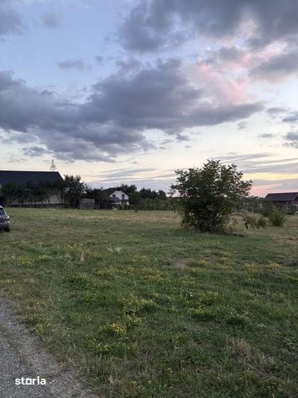 Teren de 4100 mp, în Central