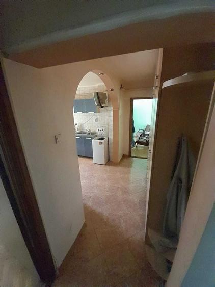 Apartament cu 2 camere decomandat în Trivale