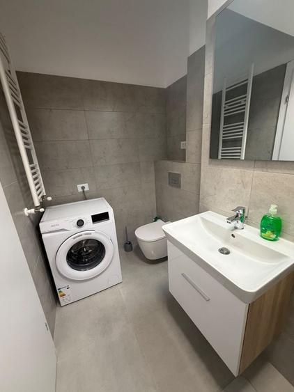 Apartament cu 2 camere semidecomandat în Domnești