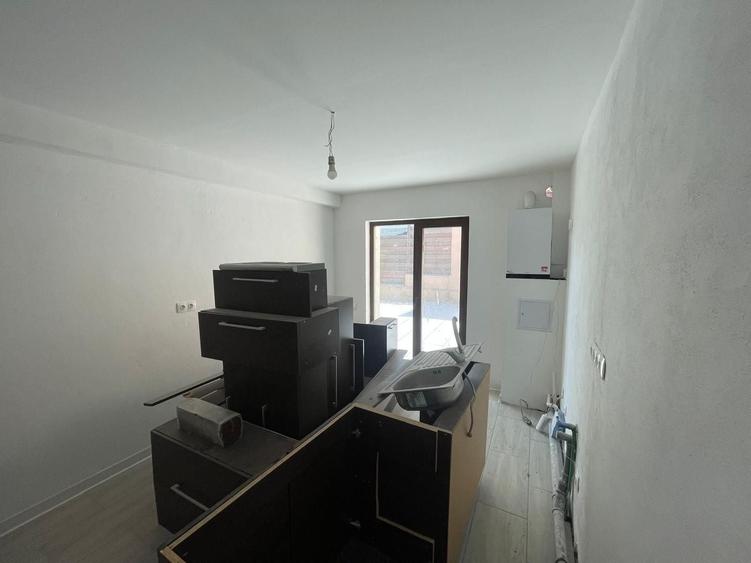 Duplex cu 4 camere cu Canalizare în Mănăștur