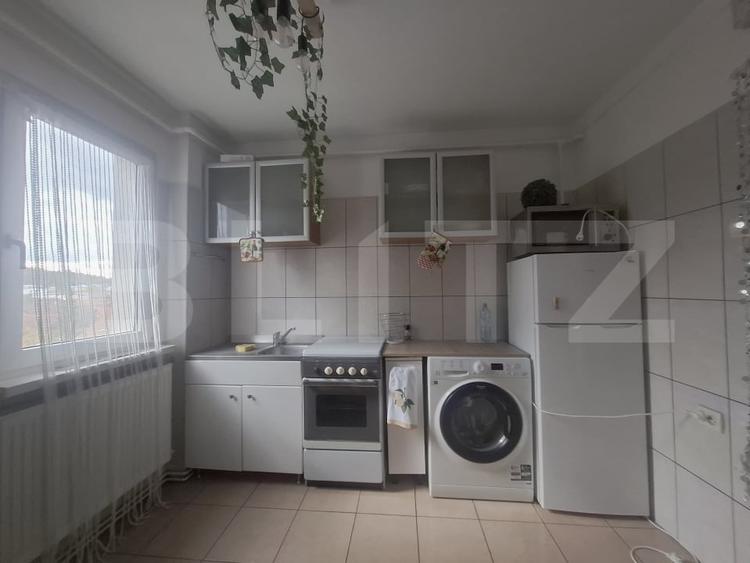 Apartament cu 2 camere semidecomandat, mobilat în Astra