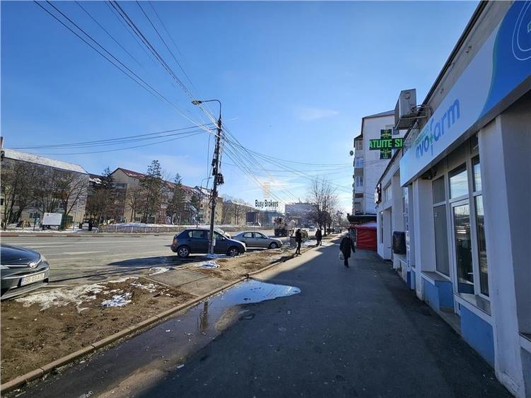 Spațiu comercial, de 190 mp, în Terezian