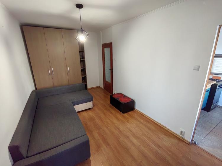 Garsonieră semidecomandată în Brâncoveanu