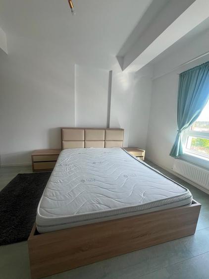 Apartament cu 3 camere decomandat în Otopeni