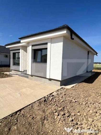 Casă cu 4 camere cu Teren 300 Mp în Central