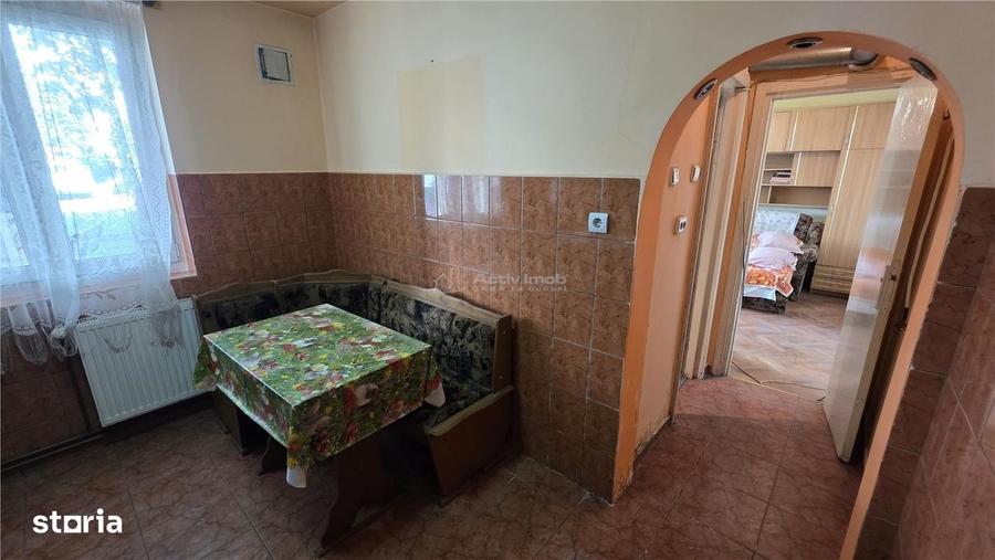 Apartament cu 2 camere decomandat, mobilat în Central