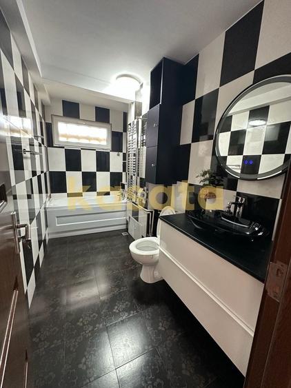 Apartament cu 3 camere semidecomandat, mobilat în Apusului