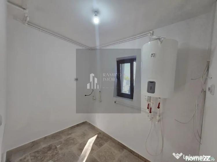 Casă cu 6 camere cu Teren 300 Mp în Central