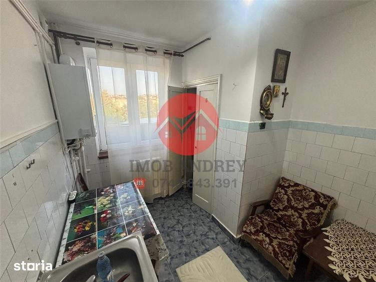 Apartament cu 2 camere decomandat în Central