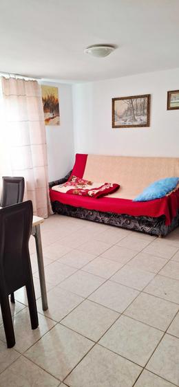 Casă cu 2 camere în Central