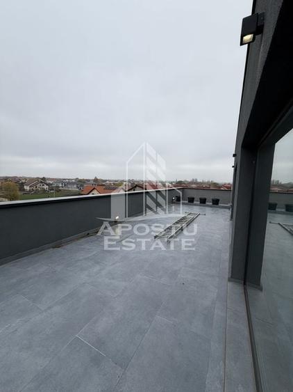 Apartament cu 3 camere decomandat în Dumbrăvița
