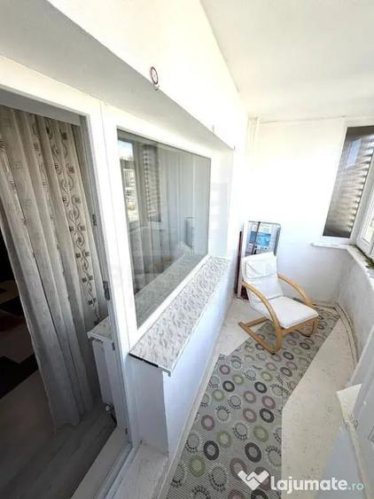 Apartament cu 2 camere decomandat în Calea București