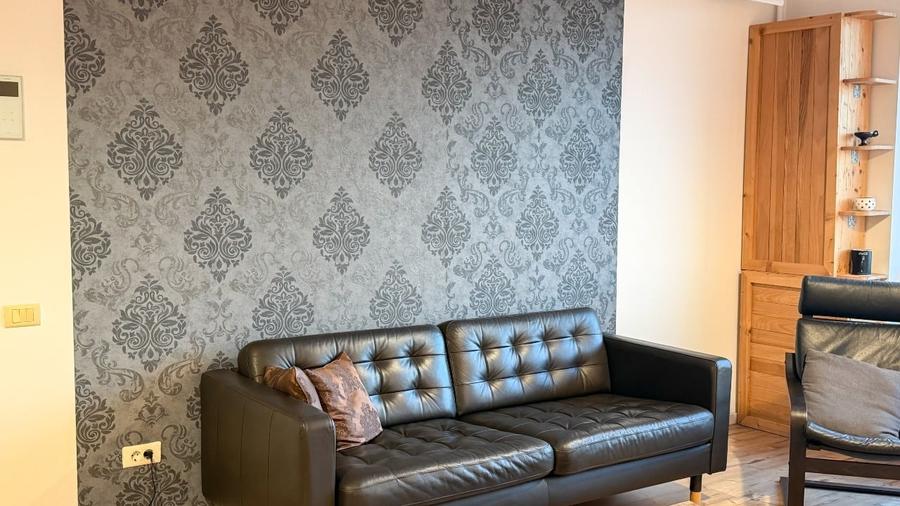 Apartament cu 2 camere semidecomandat, mobilat în Brâncoveanu