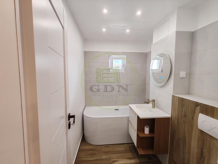 Apartament cu 3 camere decomandat în Ștrand