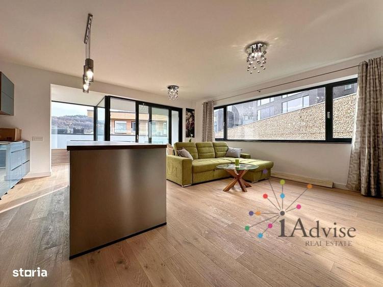 Apartament cu 3 camere decomandat în Drumul Poienii