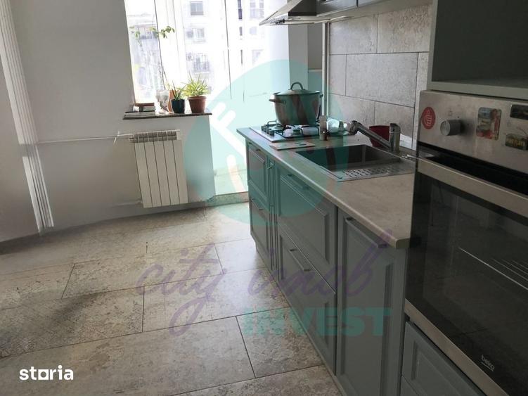 Apartament cu 4 camere decomandat, mobilat în Centrul Civic