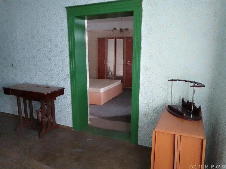 Casă cu 6 camere cu Teren 3040 Mp în Mailat