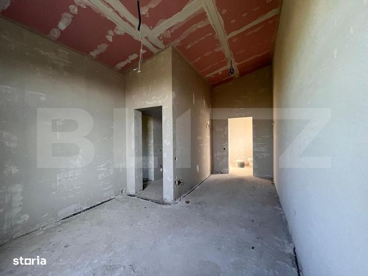 Casă cu 4 camere în Luna