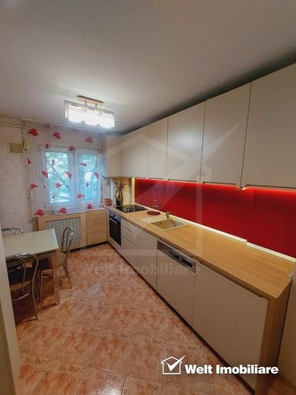 Apartament cu 3 camere semidecomandat, mobilat în Gheorgheni