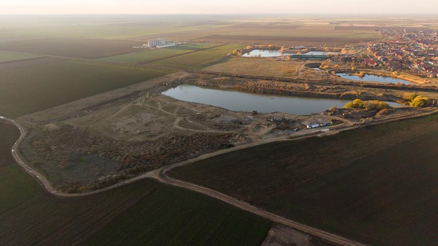 Teren agricol extravilan de 125800 mp, în Zimandcuz