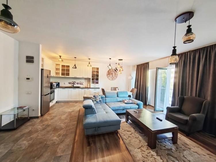 Apartament cu 2 camere semidecomandat în Dosu Bricii