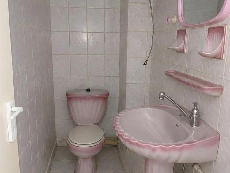 Apartament cu 3 camere decomandat în 1 Mai