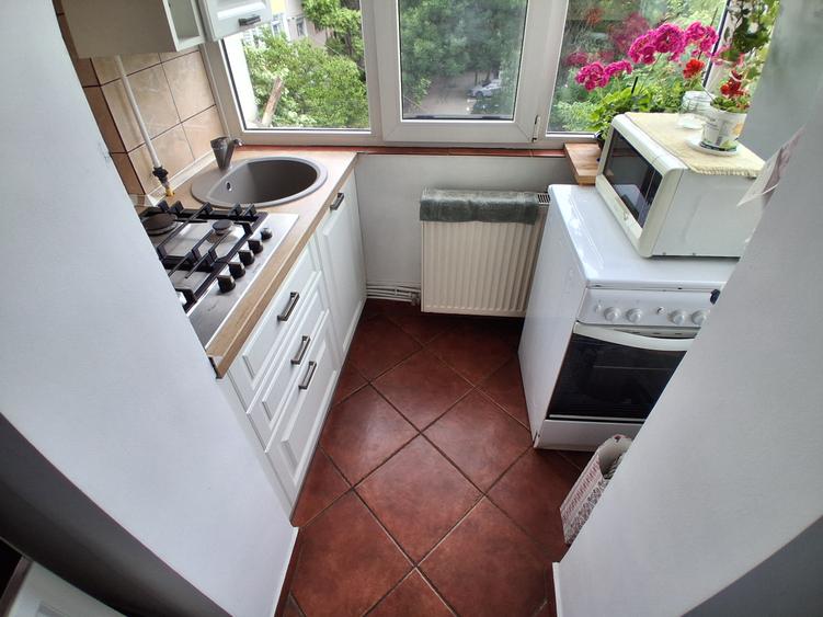Apartament cu 2 camere decomandat în Canta