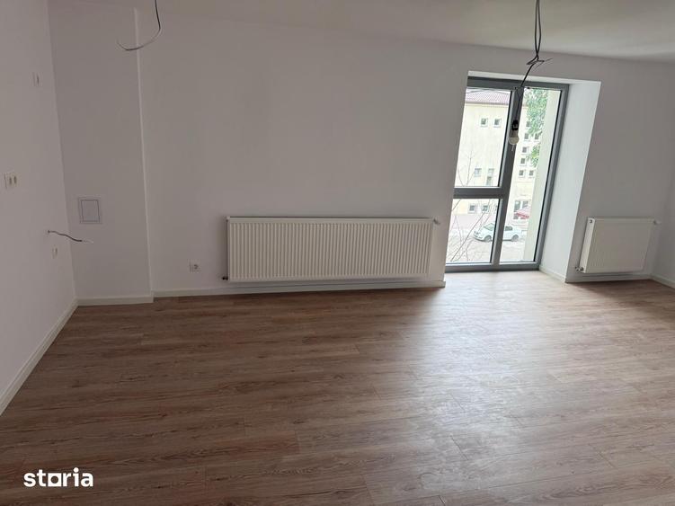 Apartament cu 2 camere în Tei