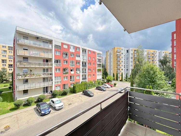 De inchiriat apartament cu 2 camere in Avantgarden3 - 13