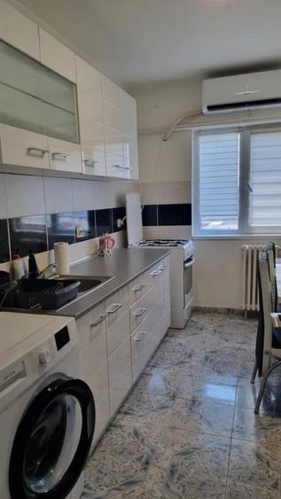 Apartament cu 3 camere decomandat în Ultracentral