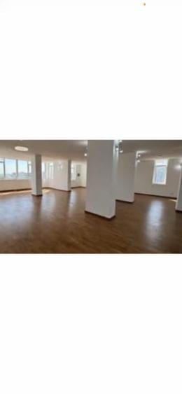 Apartament cu 5 camere decomandat în Parcul Carol