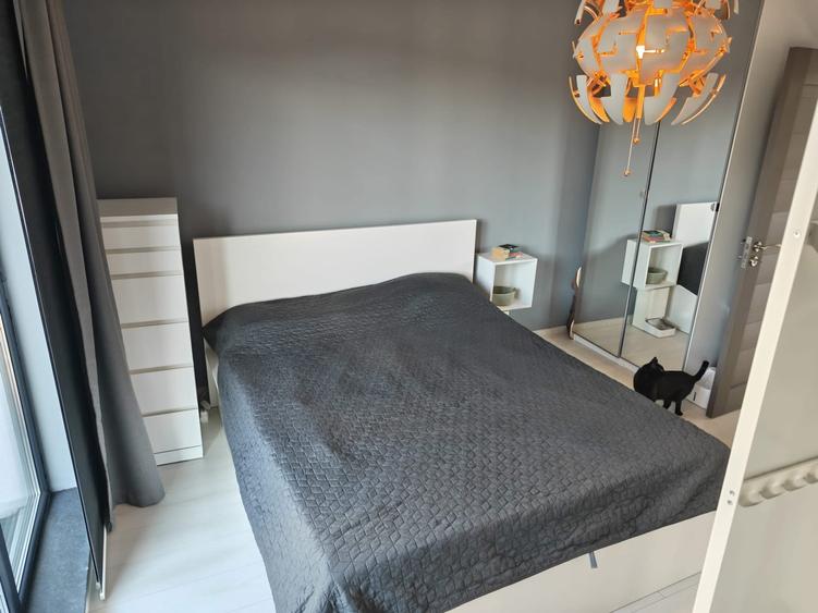 Apartament cu 3 camere , terasa de 50 mp,parcare - 6