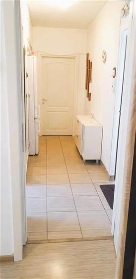 Apartament cu 2 camere decomandat, mobilat în Centrul Civic