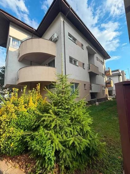 Apartament cu 2 camere decomandat în Berceni