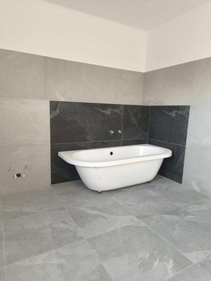 Casa finisata, teren 2500mp, Marginea - 13
