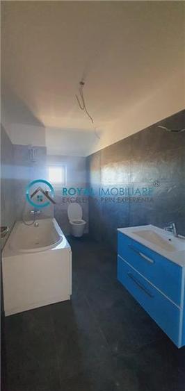 Apartament cu 2 camere decomandat în Albert