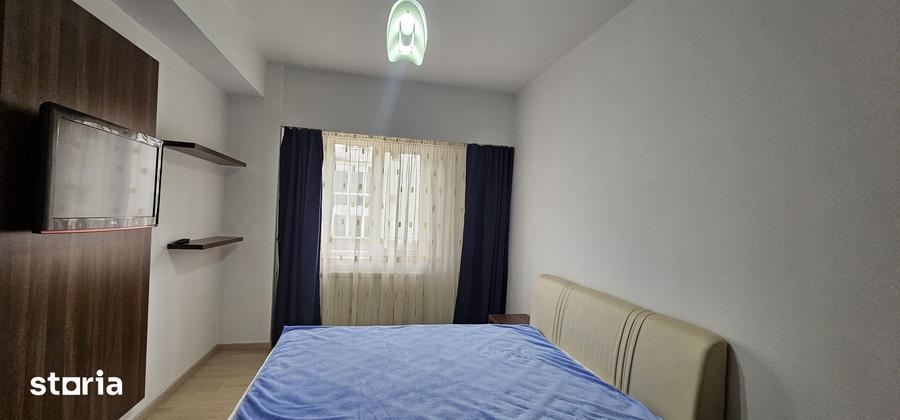 Apartament cu 4 camere decomandat în Ștrand