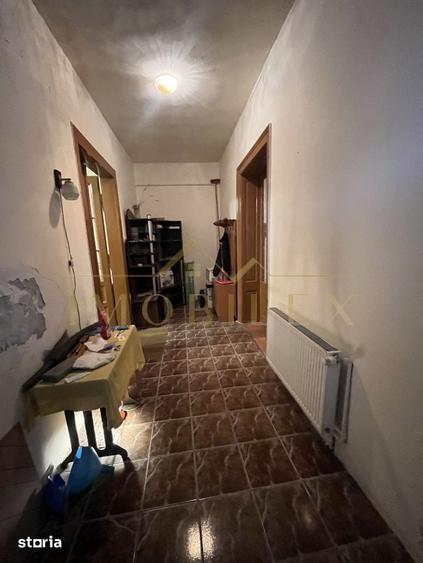 Casă cu 3 camere cu Teren 435 Mp în Plopilor