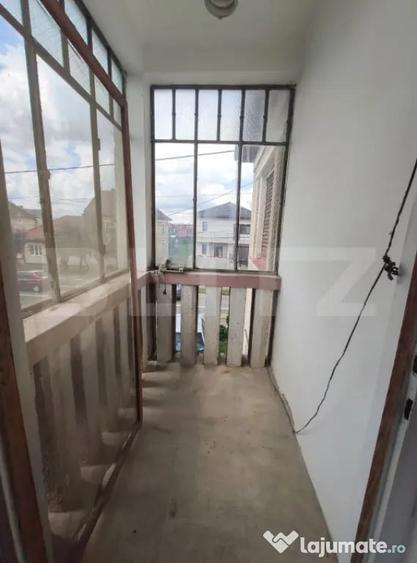Casă cu 4 camere cu Teren 1100 Mp în Central