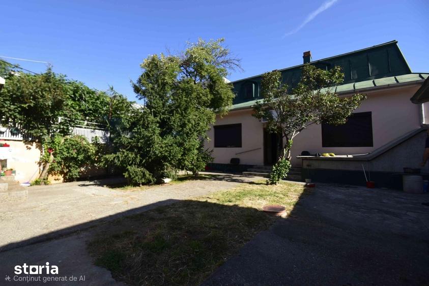 Casă cu 4 camere cu Teren 656 Mp în Brestei
