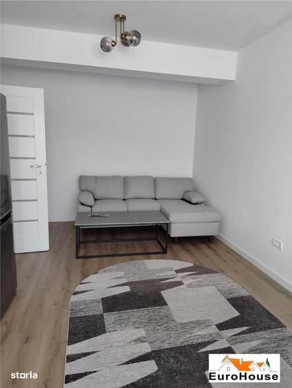 Apartament cu 3 camere, mobilat în Central