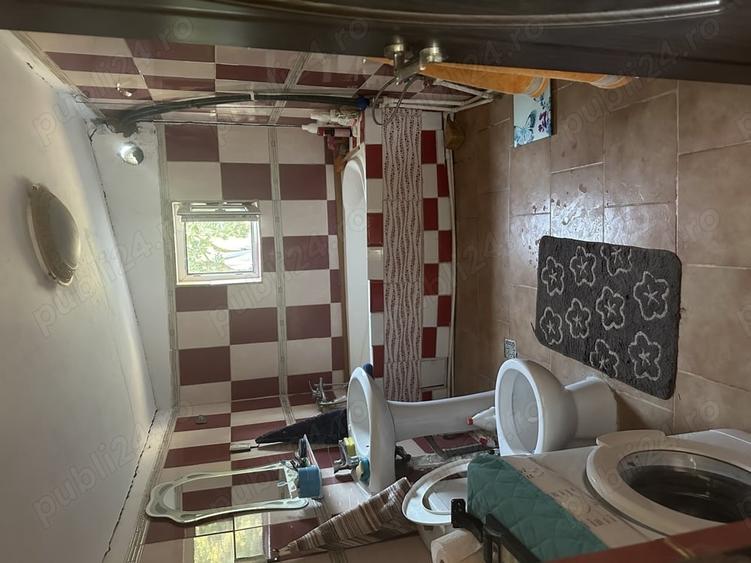 Casă cu 3 camere în Mihăești