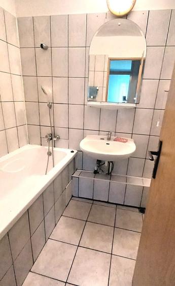 Apartament cu 2 camere decomandat, mobilat în Crângași