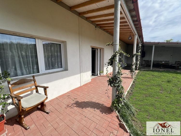 Casă individuală cu 2 camere cu Teren 305 Mp în Totoi